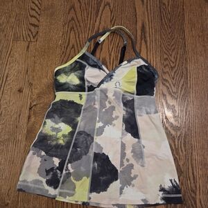 lululemon athletica - Full Eagle Tank Top - Size 6